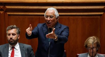 El primer ministro portugués, Antonio Costa, durante un encendido debate en el Parlamento.