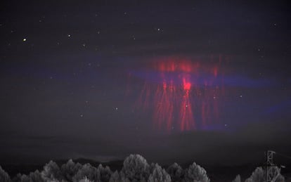 A composite and colorized image of the red sprite captured on September 21, 2019, over which a green ghost was detected in Castellgalí, Spain. 