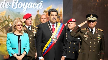 Nicolás Maduro, este miércoles en Caracas, con su esposa Cilia Flores. 