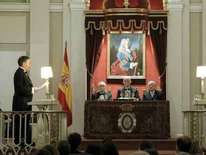  El catedr&aacute;tico de Historia del Arte Fernando Mar&iacute;as pronuncia su discurso de ingreso en la Real Academia de la Historia