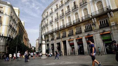 Fachada del edificio del número 9 en la Puerta del Sol, en Madrid.