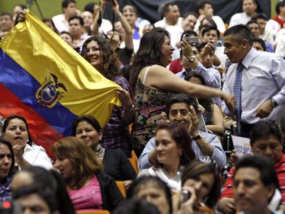 Público de la intervención de Rafael Correa, presidente de Ecuador, en la facultad de Medicina de la Universidad Complutense.