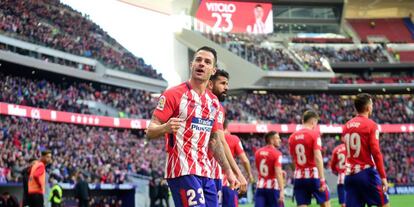 Vitolo celebra su gol contra el Celta, el segundo del Atlético.