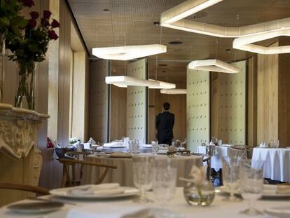 Comedor del restaurante A’Barra, en Madrid, con diseño de Silka y Héctor Barrio.