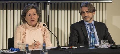 Pilar Gonz&aacute;lez de Frutos, presidenta de la UNESPA, y de Jos&eacute; Antonio S&aacute;nchez, director general de ICEA.