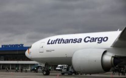 Avi&oacute;n de Lufthansa.