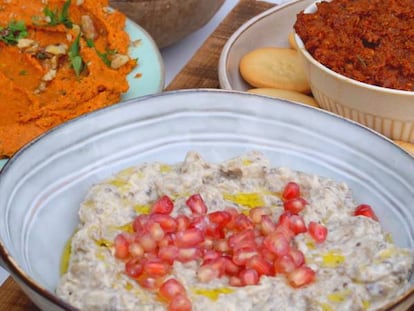 Verduras para untar: sobrasada de tomate seco, mutabal y dip de zanahoria