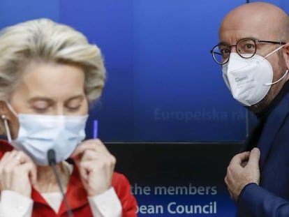 La presidenta de la Comisión, Ursula von der Leyen, y el presidente del Consejo Europeo, Charles Michel, en una imagen de archivo.