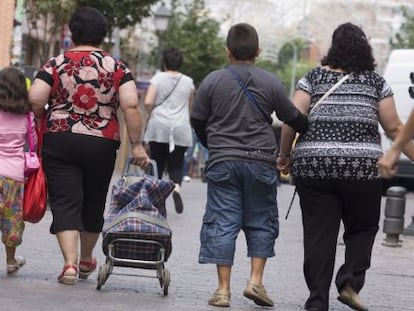Un tercio de los adultos de EE UU tienen problemas graves de sobrepeso. En la imagen, una calle de Madrid.