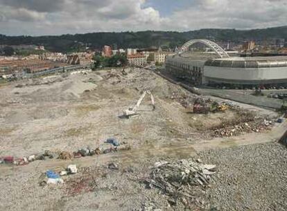 Terrenos de la antigua Feria de Muestras que albergarán el nuevo estadio de San Mamés.