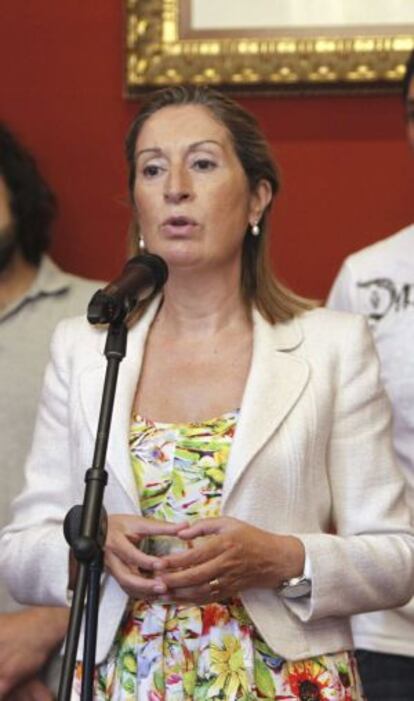 La ministra de Fomento, Ana Pastor.