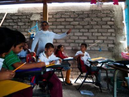 Una escuela en el Estado de Guerrero (M&eacute;xico).
