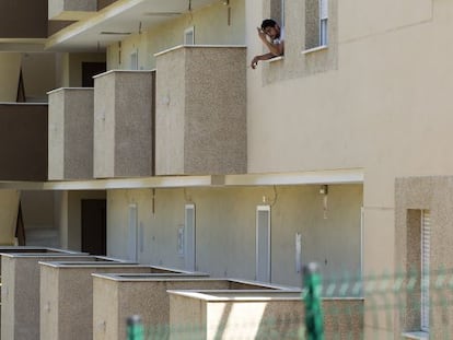 Uno de los ocupantes de las viviendas vacías de Torremolinos.