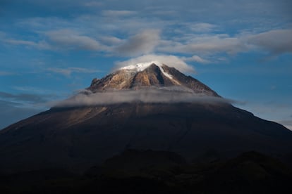 Pico del nevado del Tolima, en una fotografía de archivo.