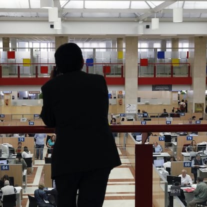 Hacienda interpreta que retirar dinero de la cuenta bancaria de un fallecido supone aceptar la herencia