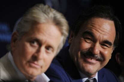 El actor Michael Douglas y el director Oliver Stone en Cannes