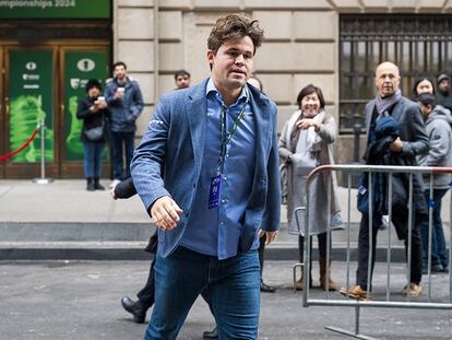 Carlsen llega a la sede del Mundial de Rápidas en Wall Street (Nueva York) este viernes