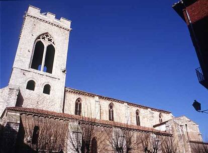 Iglesia de San Miguel (Palencia), donde según la tradición don Rodrigo se casó con doña Jimena.