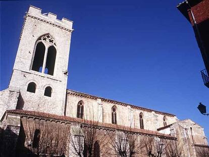 Iglesia de San Miguel (Palencia), donde según la tradición don Rodrigo se casó con doña Jimena.