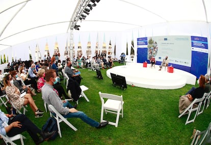 Encuentro Pactos Políticos y Sociales para una Nueva América Latina en el que participaron 100 personalidades involucradas en la cooperación europea en la región, que se celebró en el Parque Cultural de Valparaíso, Chile.