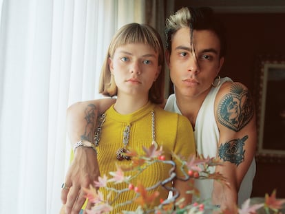 Llúcia Garcia y Mitch, protagonistas de 'Romería'.
