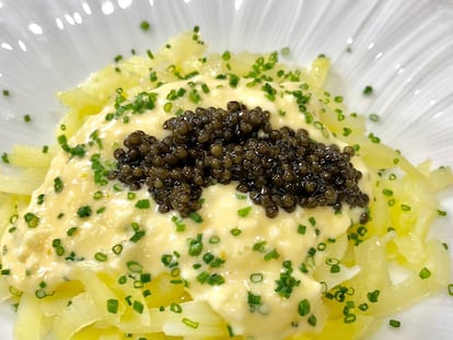 PATATAS AL VAPOR CON CREMA DE HUEVO Y CAVIAR / CAPEL