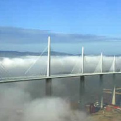 Viaducto de Milao en Aveyron (Francia), diseñado por el arquitecto británico Norman Foster