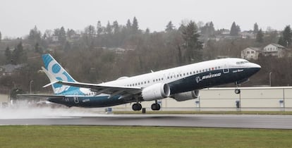 El nuevo modelo B737 Max en un vuelo de prueba