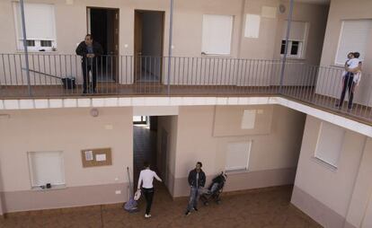 Corrala ocupada en la Plaza de juan Grande.