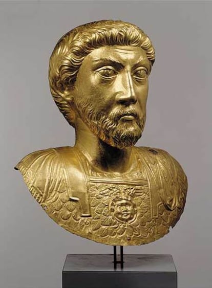 Busto de Marco Aurelio (1,5 kg. de oro) Del 180 d.J.C. Del museo suizo de Avenches.