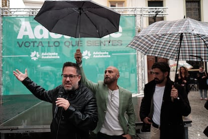 Feijóo breaks into the day of mourning for the two civil guards charging against the Government | Andalusia Elections
