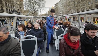 Ruta per teatres i antigues sales de la ciutat amb motiu del Dia Mundial del Teatre.