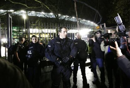 El amistoso entre Alemania e Holanda en Hannover ha sido suspendido y el estadio evacuado por un bulto sospechoso