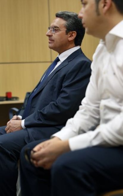 El alcalde de Cullera, Ernesto Sanjuán, durante el juicio.