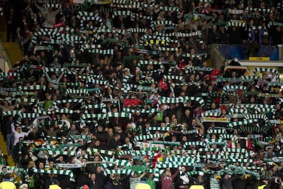 La grada de Celtic Park ante el Barcelona.