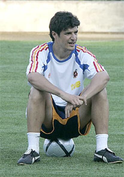 César descansa durante un entrenamiento.