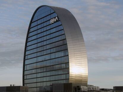 BBVA prepara la venta de deuda en pesos argentinos