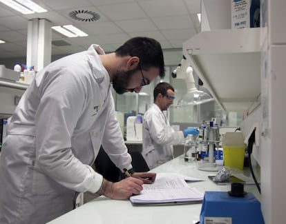 Laboratorios AMSLab en sus instalaciones de Lugo.  