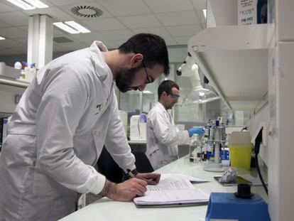 Laboratorios AMSLab en sus instalaciones de Lugo.  
