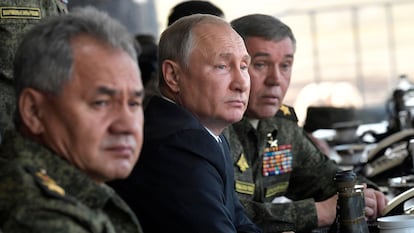 Vladimir Putin, Sergei Shoigu y Valery Gerasimov