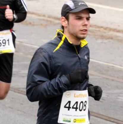 Andreas Lubitz participa el 14 de marzo de 2010 en la Media Maratón de Fráncfort.