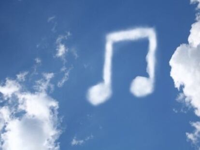 La música ya no se guarda en CD sino en la <i>nube</i> de Internet.