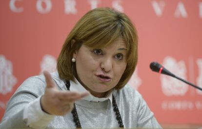 La portavoz parlamentaria del PP en las Cortes, Isabel Bonig.