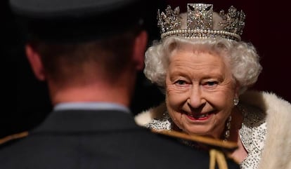 La reina Isabel II en la apertura del Parlamento, en Londres.
