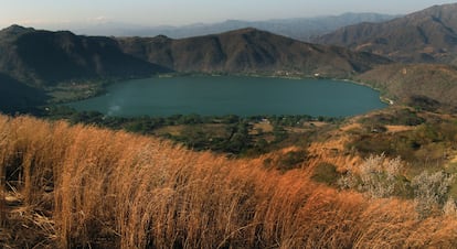 laguna de santa maría del oro , Nayarit