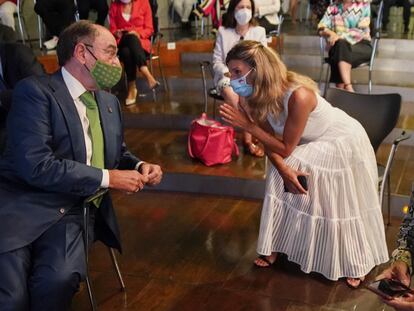 El presidente y consejero delegado de Iberdrola, José Ignacio Sánchez Galán, y la ministra de Trabajo, Yolanda Díaz, este miércoles en la conferencia de apertura del curso político del presidente de Gobierno, Pedro Sánchez, en Madrid.