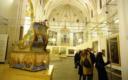El carro del Sexenni de Morella, expuesto en la iglesia arciprestal de Vinaròs.
