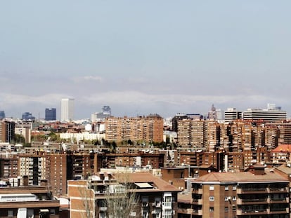 El skyline de Madrid con las cuatro torres y el Pirulí al fondo.