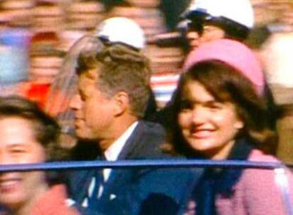 John Kennedy, con su esposa Jacqueline, antes del atentado.