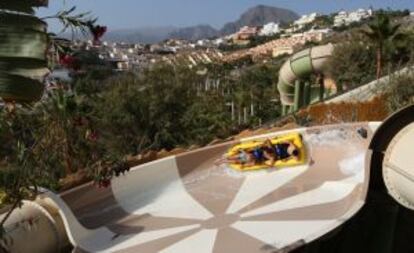 Singha, montaña rusa acuática de Siam Park (Tenerife).